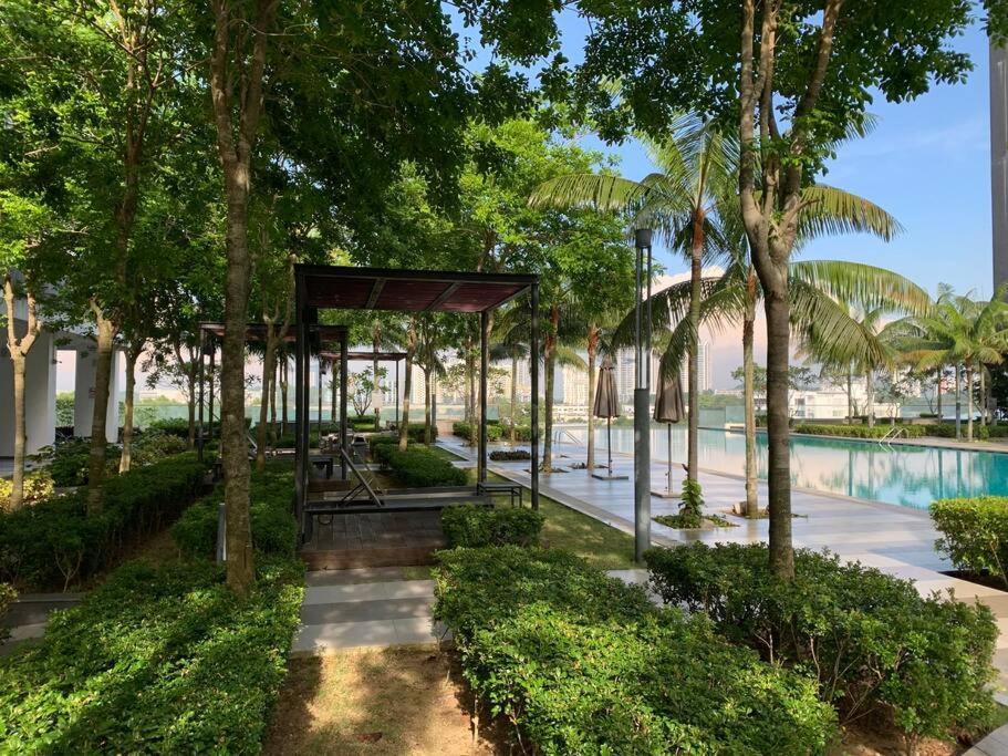 Stylish Romantic Couples Getaway - Netflix&Relax 7 塞贝维 外观 照片